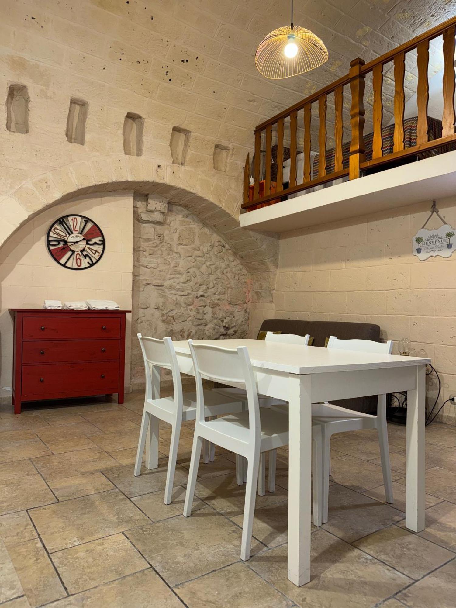 More Apartments The Castle Bari Exterior foto